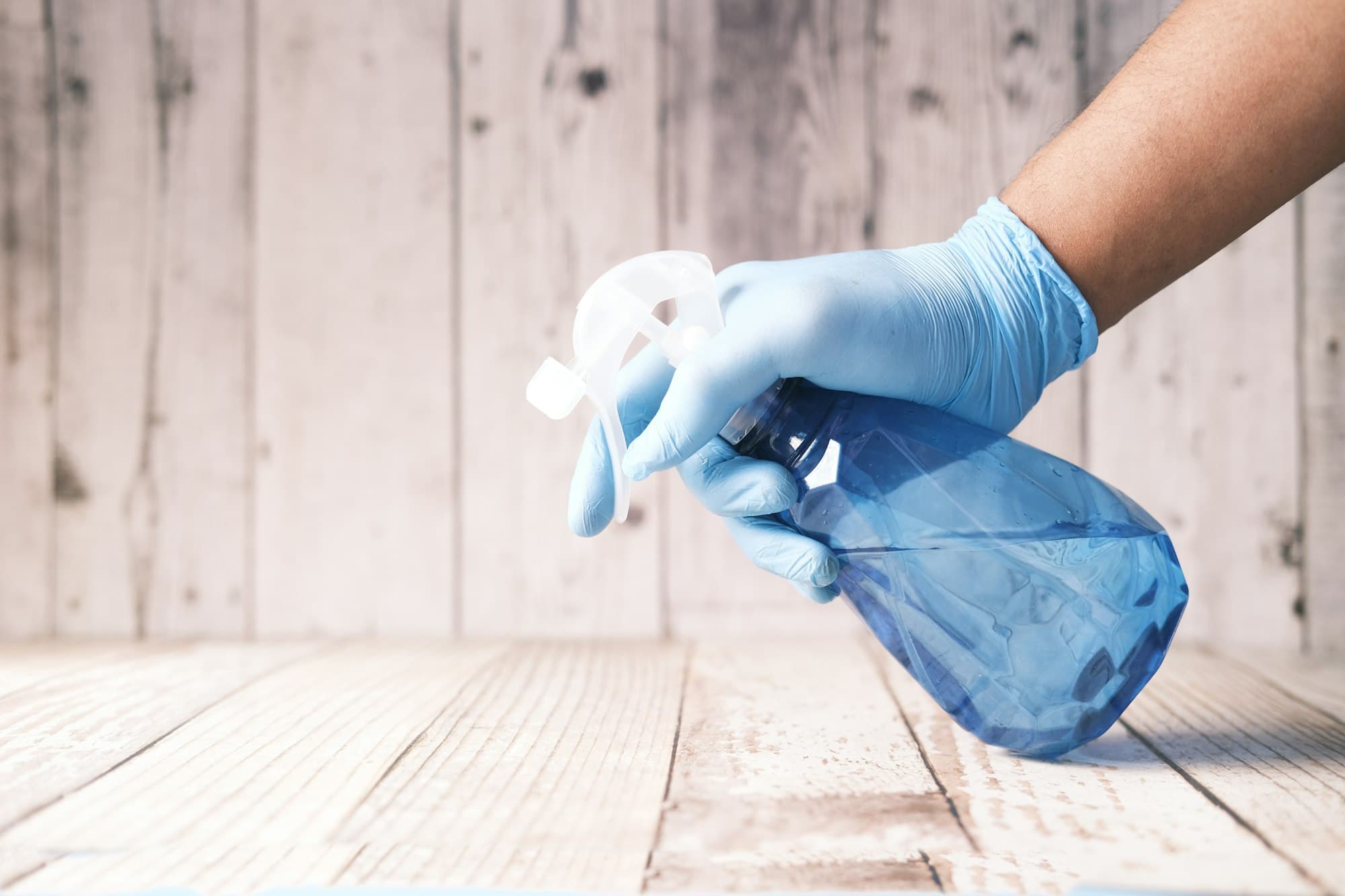 Clean bathroom — illustrative of mould-removal cleaning for Sydney homes